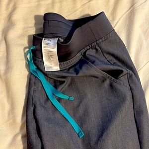 Medium petite jogger scrub pants